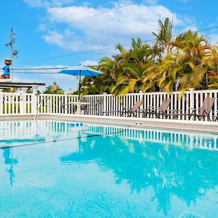 2 Bed Cottage With Pool, Close To Beach! Bbq Grills & Patio Fort Myers Eksteriør billede