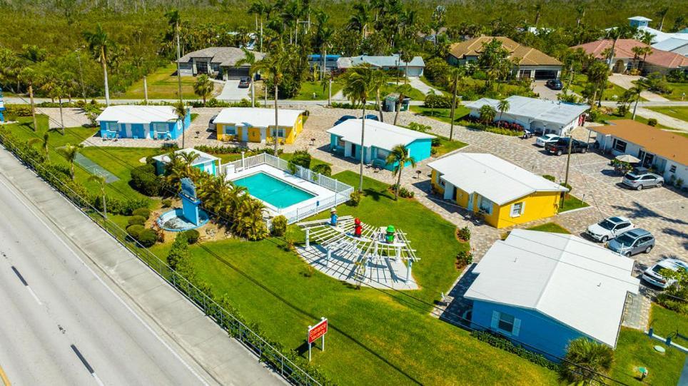 2 Bed Cottage With Pool, Close To Beach! Bbq Grills & Patio Fort Myers Eksteriør billede