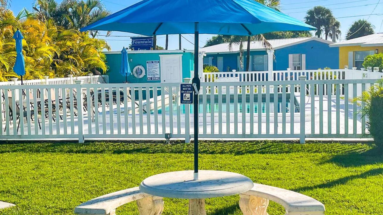 2 Bed Cottage With Pool, Close To Beach! Bbq Grills & Patio Fort Myers Eksteriør billede